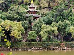 -星湖旅游景区七星岩