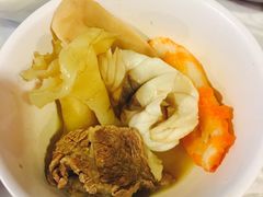 -鲜入围煮花胶鸡海鲜火锅