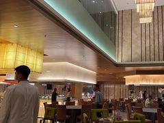 -东西风牛排馆周末烧烤自助(首都机场希尔顿店)