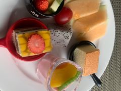 -华强广场酒店-椰香高空自助餐厅