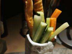 笔筒色拉-穹六人间 people 6(岳阳路店)