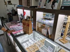 -视野联行眼镜蔡司·依视路官方授权店(顺城店)