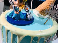 Q版爱莎主题奶油蛋糕-Joy's Wish创意蛋糕定制&甜品台(乐虹坊精致生活广场店)