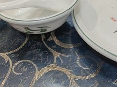 -湖南人家湘菜馆(镇江路店)