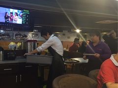 -新大咀港式茶餐厅(宝山万达店)