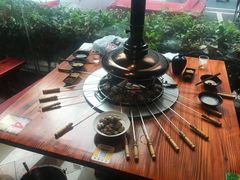 -炭虎子水浒烤肉(梦时代店)