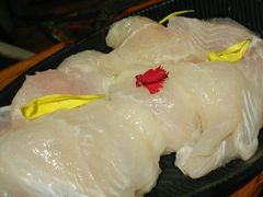 -老牌坊云南鱼豆花火锅(嵩山店)
