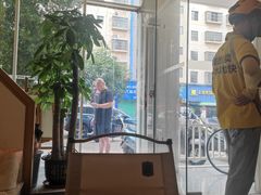 -啡泊咖啡(老区店)