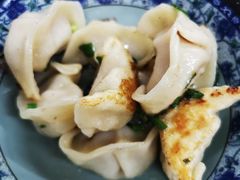 -无名氏宵夜小摊(祝家三姐妹馄饨店)
