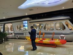 -皇马海口湾海景酒店(万绿园秀英港店)