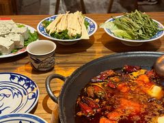 -旧街市鲜货老火锅(大光路店)