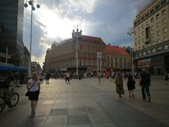 -耶拉契奇总督广场