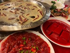 -山城年华老火锅(玉林店)