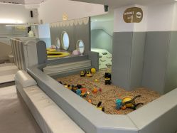 -BabyMonster小怪兽亲子派对·餐厅乐园(金月湾店)