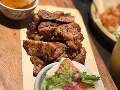 -大头虾越式风味餐厅(光明广场店)