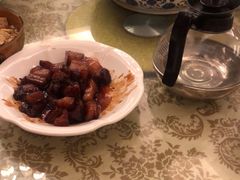 -鸿一饭店(隐秀路店)