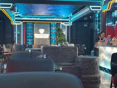 -屋有岛沉浸游戏旗舰店(中山公园店)