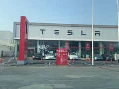 -TESLA 特斯拉(北京南四环中路特斯拉中心)