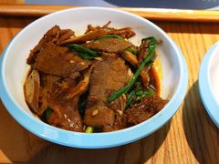 -呷佬·长沙手工米粉(金沙江路店)