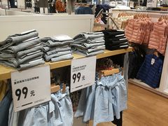 -优衣库(哈尔滨香坊万达广场店)