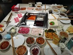 -海底捞火锅鲜切牛肉主题店(长寿路店)