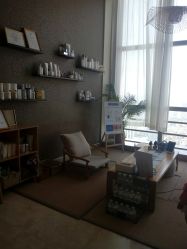 -JNK皮肤管理中心