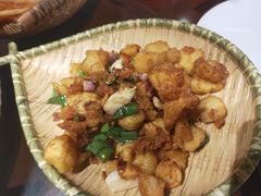 -万重锦·人文川菜馆(骡马市店)