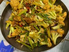 -六和聚传统烤鸭.天津菜(和平店)