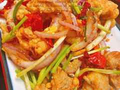 -虾弄弄海派小龙虾·牛羊蝎子火锅