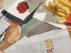 -麦当劳(台山万达店)