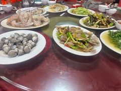-岛中岛·海鲜大排档·万宁老字号(东澳店)