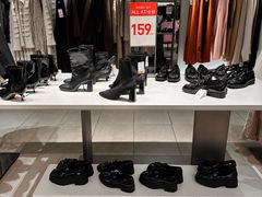 -ZARA(凯德乐峰广场店)