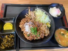 招牌炙烧肥牛丼-町门烤肉拌饭专门店(哈西万达店)