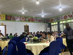 -红旗山庄(圭峰山店)