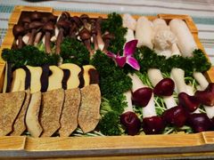 -慢丽江·云南野生菌土鸡锅(付家庄店)
