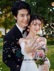 -全城热恋璀璨婚纱摄影(国贸总店)