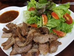 -Dang restaurant (patong phuket)