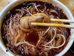 帽结子肥肠粉-白家高记肥肠粉(总店)