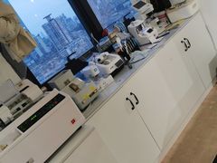 -肆兮眼镜·蔡司·徕卡战略合作店(大坪店)
