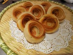 老济南油旋-闫府私房菜·百年鲁菜(恒隆店)
