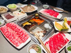 -海底捞火锅鲜切牛肉主题店(长寿路店)