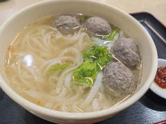 -飞厦老二手槌牛肉丸店