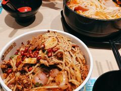 -灵芝妹子海鲜米线(劳动公园店)