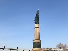 -人民防洪胜利纪念塔