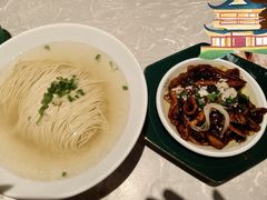 -松鹤面馆·古法焖肉面(观前店)
