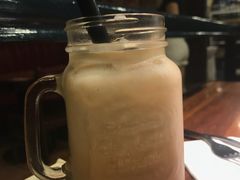 黑钻牛乳茶-玛格萝妮比萨屋(陆家浜路店)