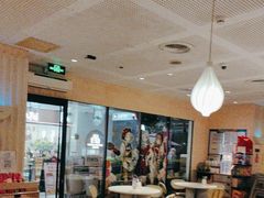 -必胜客(WOW中心城店)