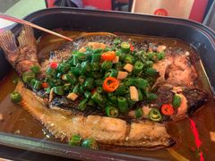-令狐冲烤鱼·烧菜馆(达明店)