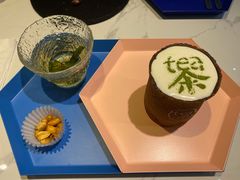 饼干杯奶盖茶-茶是一枝花泡茶店