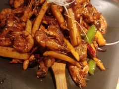 -炭舍干锅·烤鱼(扬名广场店)